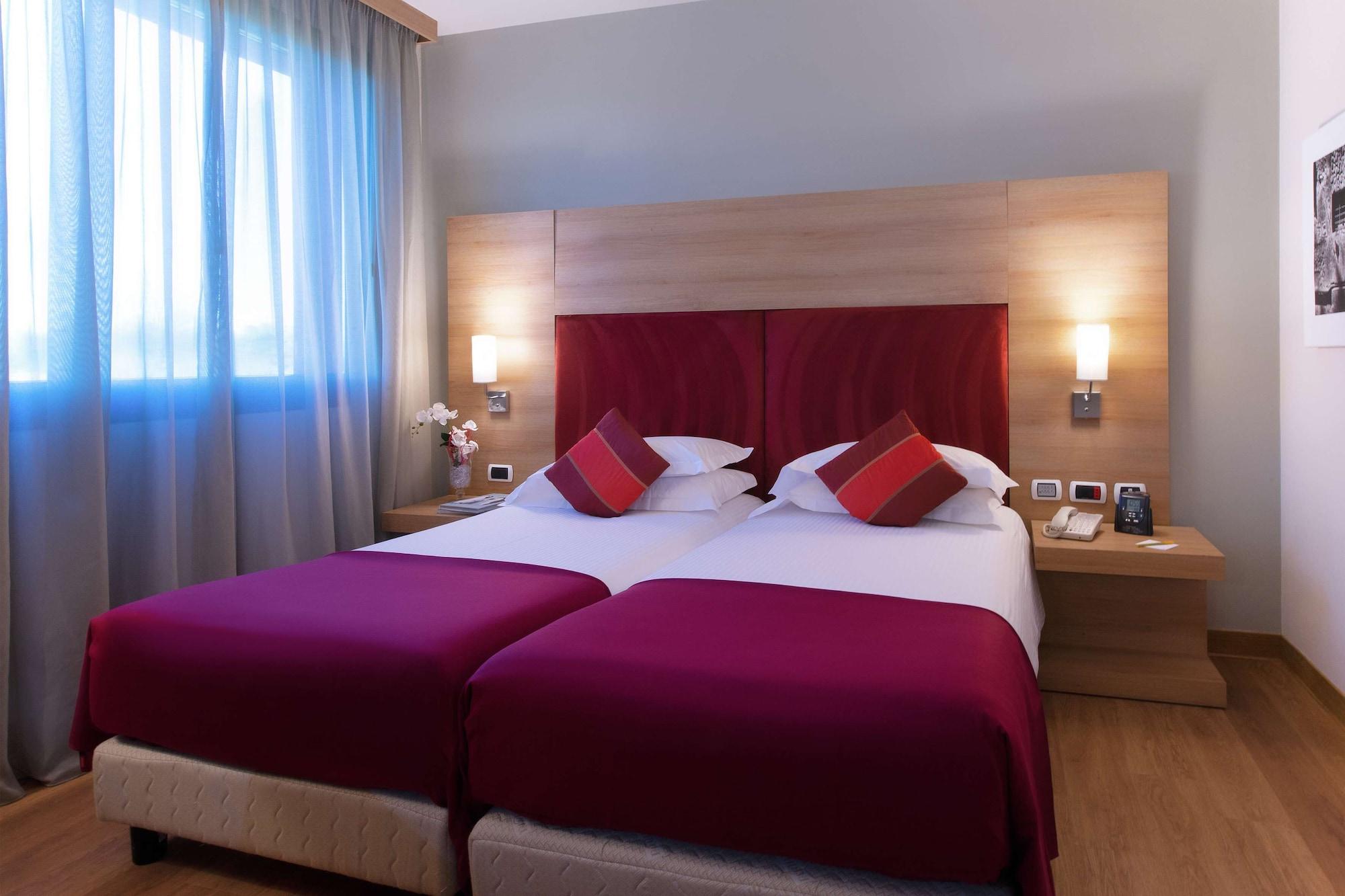 Hotel Dolce By Wyndham Milan Malpensa Somma Lombardo Exteriér fotografie