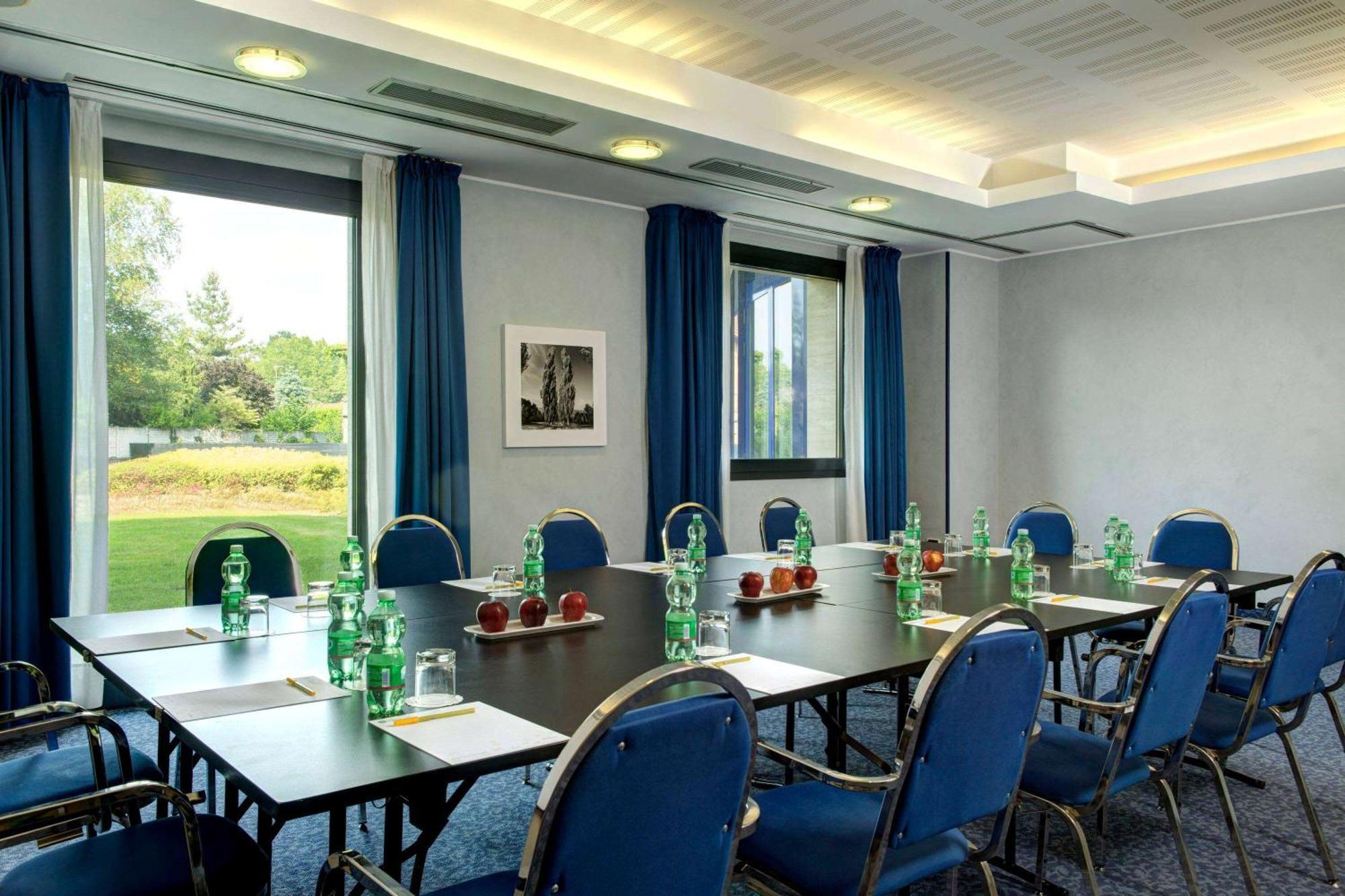 Hotel Dolce By Wyndham Milan Malpensa Somma Lombardo Exteriér fotografie
