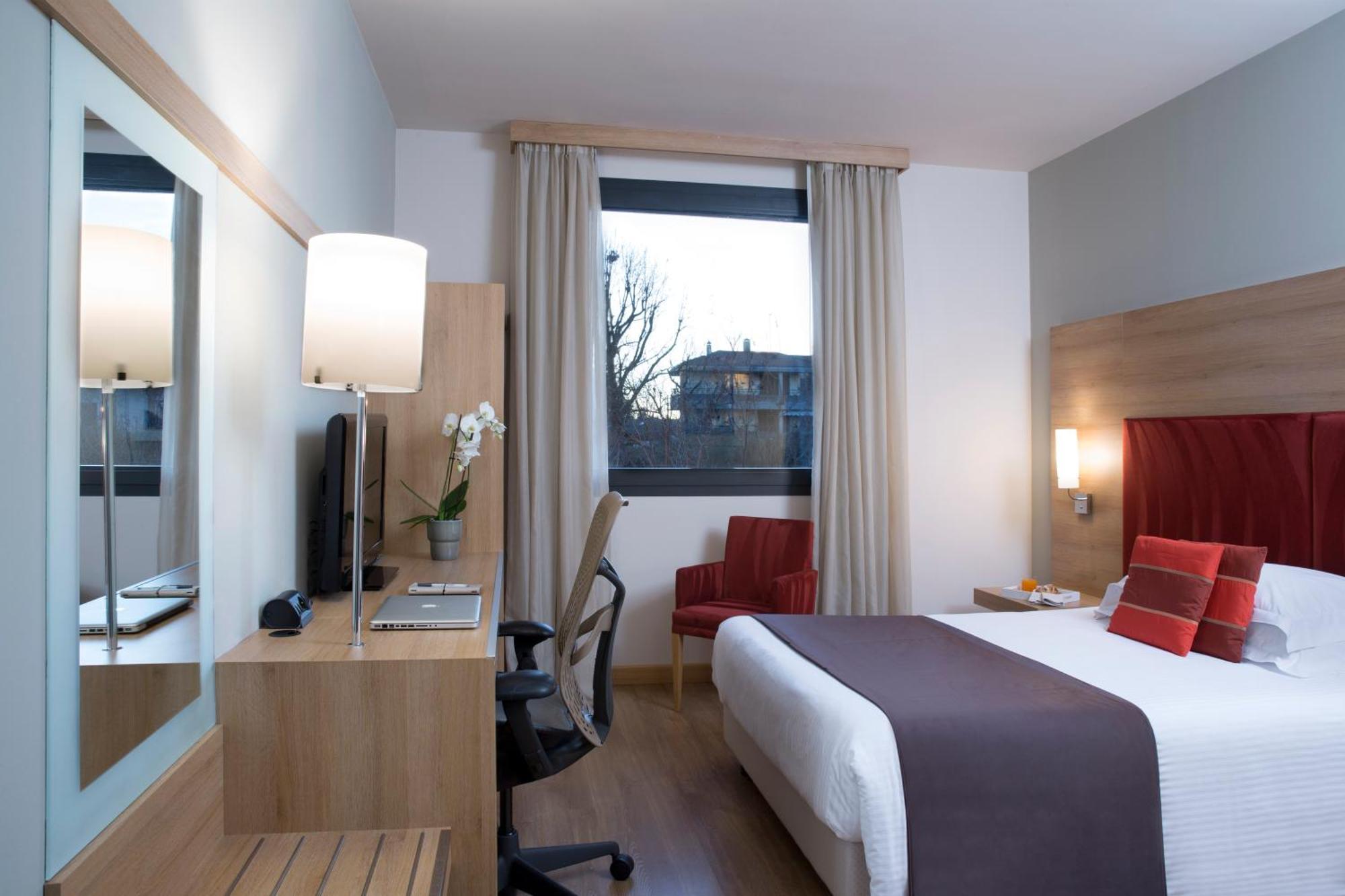 Hotel Dolce By Wyndham Milan Malpensa Somma Lombardo Exteriér fotografie