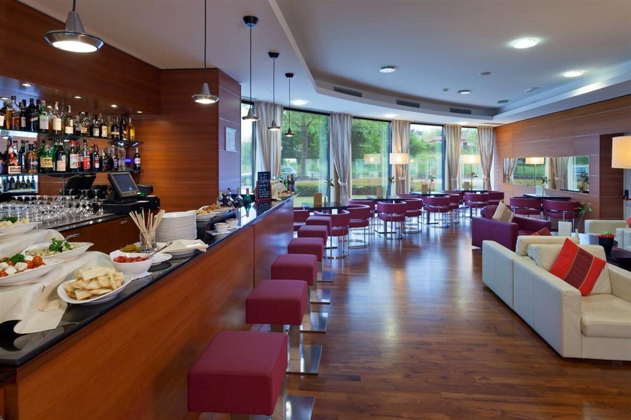 Hotel Dolce By Wyndham Milan Malpensa Somma Lombardo Exteriér fotografie